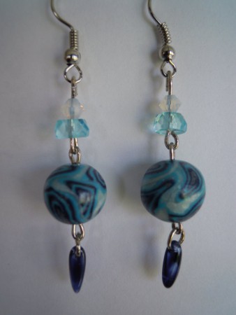 Boucles d'oreilles bleues foncées turquoises pendantes