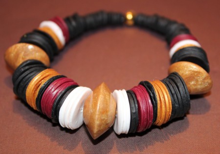 Bracelet ethnique noir doré rouge élastique (inspiration Ayak)